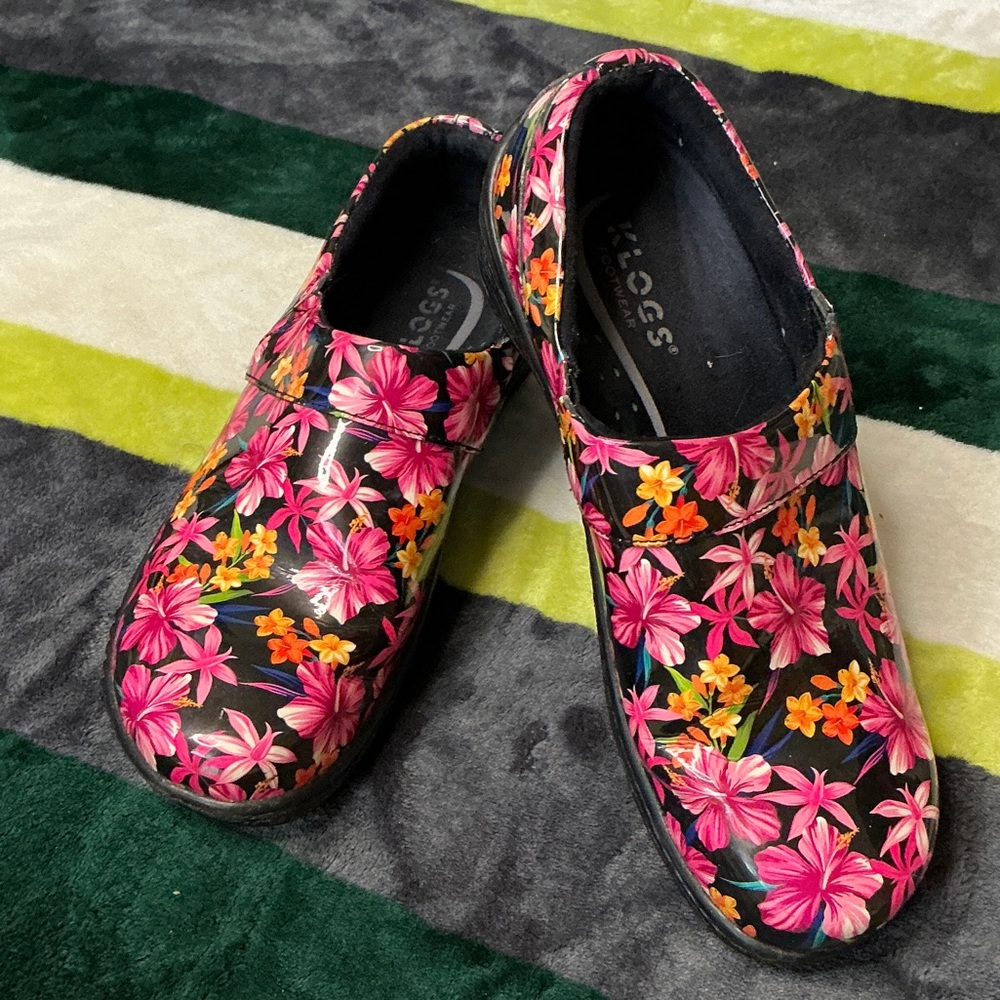 Klogs Black Slip-On Clog with Pink & Orange Floral Print Size 9